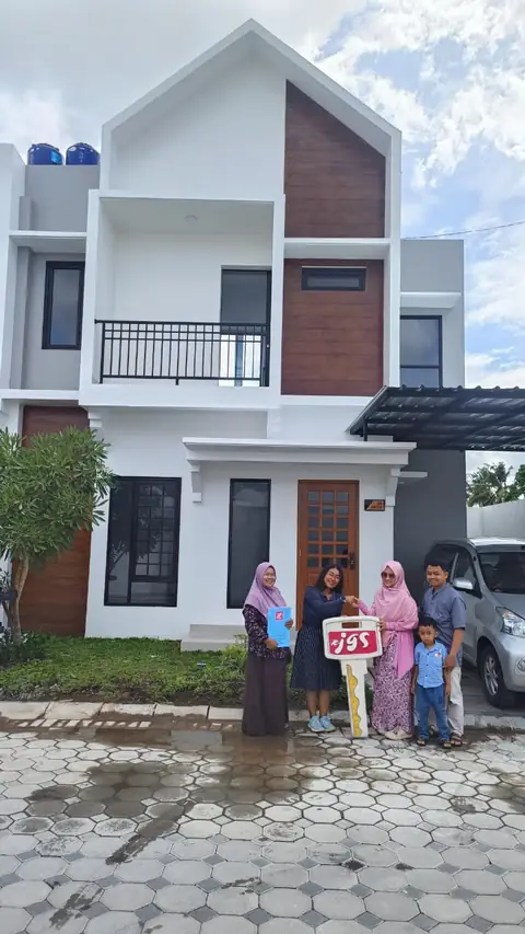 Serah terima kunci unit Hana 4 di Kawa Village — JGS Group