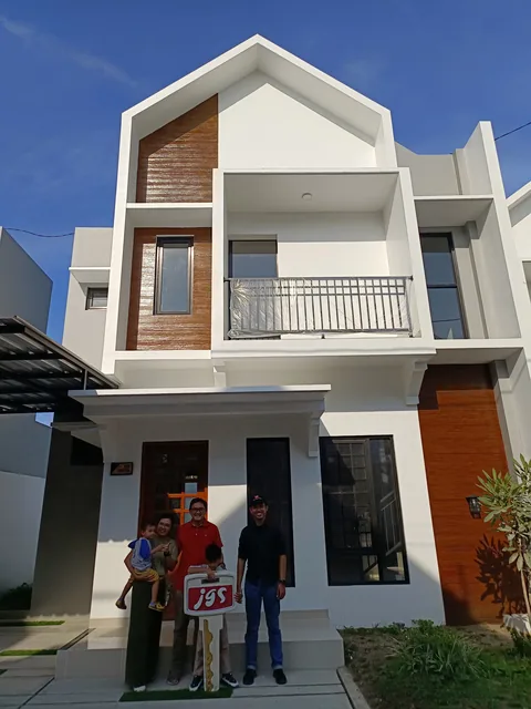 Serah terima kunci unit Hana 9 di Kawa Village — JGS Group