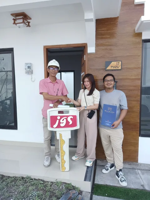Serah terima kunci unit Mizu 17 di Kawa Village — JGS Group