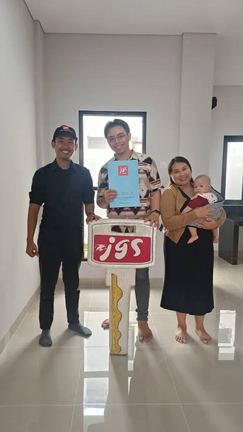 Serah terima kunci unit Yama 17 di Kawa Village — JGS Group
