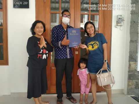 Serah terima kunci unit Adiluhung 20 di Royal Mansion — JGS Group